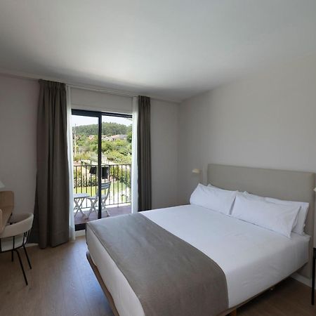 Hotel H4 Cangas 3 Superior Экстерьер фото