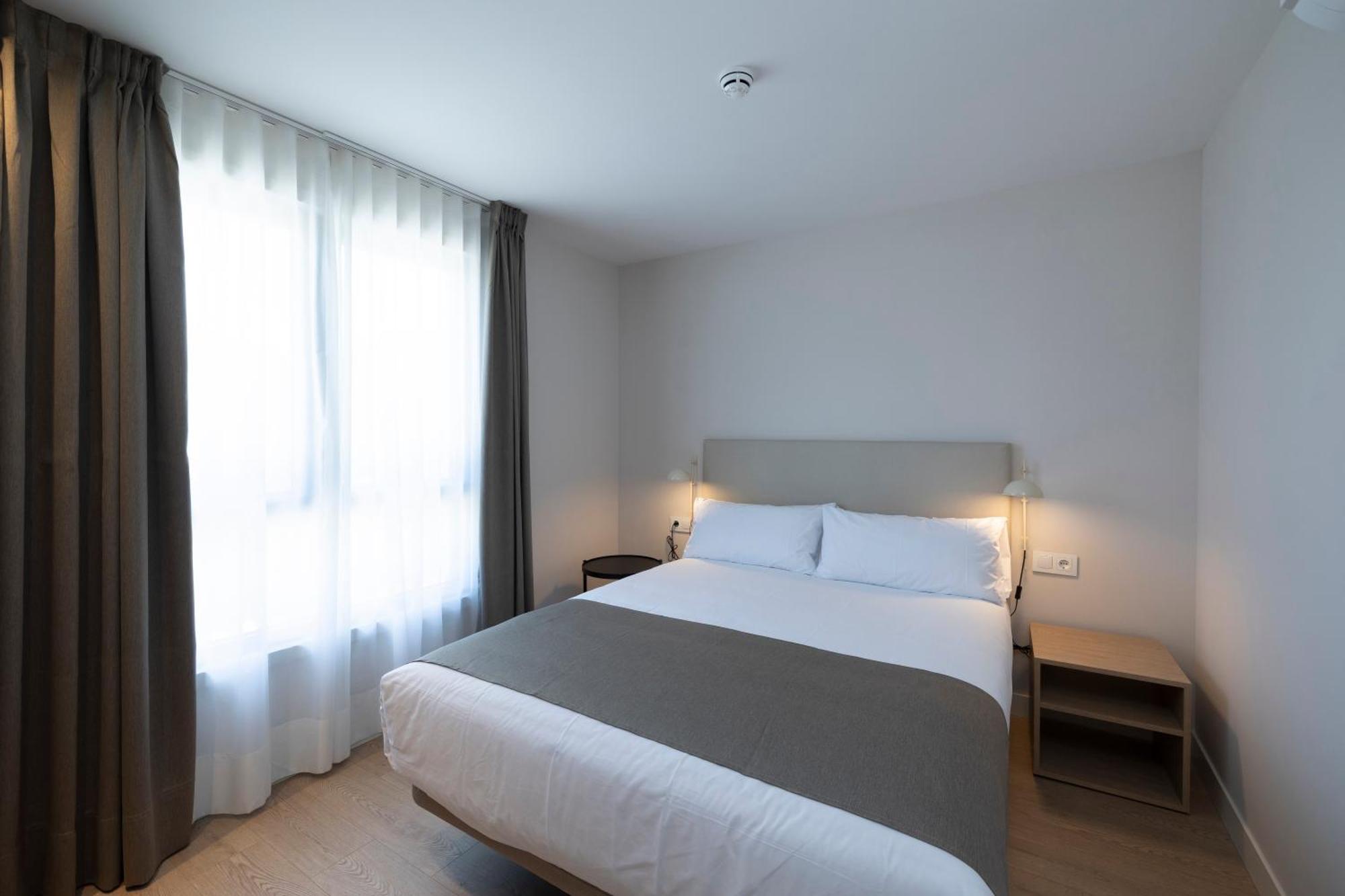 Hotel H4 Cangas 3 Superior Экстерьер фото